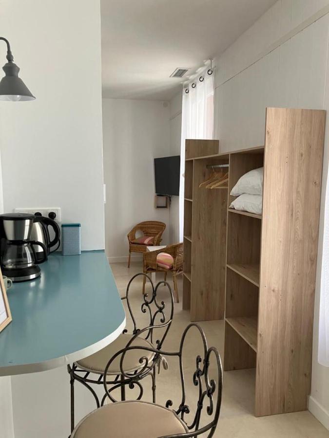 Appartement Calme Centre Ville A 80M Des Halles Narbona Esterno foto